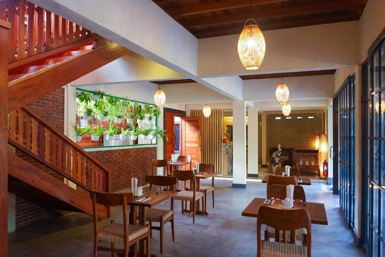 La'Villaris Hotel & Resto Kuta  Zewnętrze zdjęcie